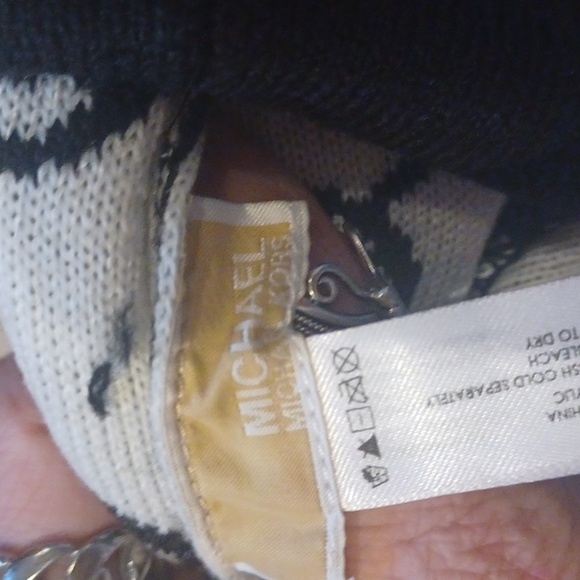 NWT Unisex MICHAEL Michael Kors Beanie - Picture 6 of 7